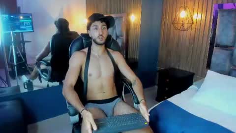 Snapshot of dean_aimee chatting on July 2026 11:30:02 AM Dean Aimee online show from July 2026 11:30:02 AM
