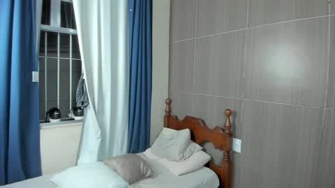 Dean online show from February 2025 01:32:01 AM