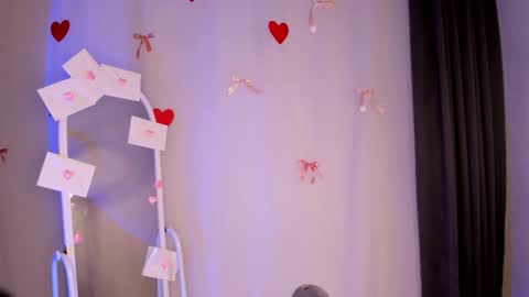 Snapshot of deb_moore chatting on February 2026 06:26:01 AM deb_moore online show from February 2026 06:26:01 AM