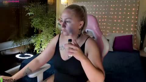 Snapshot of debbie_taylor chatting on July 2026 05:22:02 PM Debbie Mon Tue Fri Sun Sat GMT 3 1000am - 0400pm online show from July 2026 05:22:02 PM