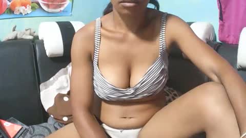 DebbieRiseX online show from April 2026 07:14:01 PM