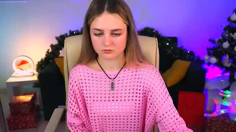 Snapshot of deboralarson chatting on December 2024 05:25:01 AM Debora online show from December 2024 05:25:01 AM