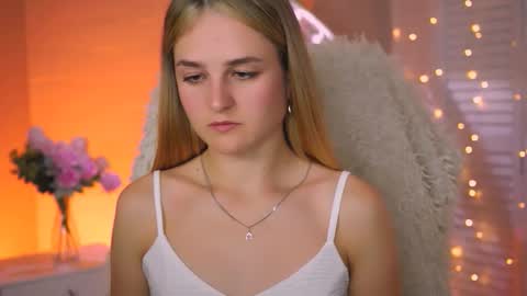 Snapshot of deboralarson chatting on September 2025 06:48:02 AM Debora online show from September 2025 06:48:02 AM