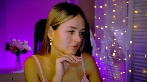 Debora online show from November 2025 03:34:01 AM