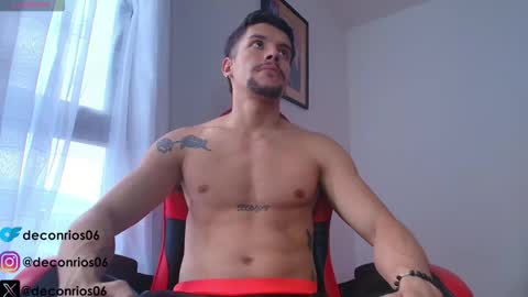 Santiago online show from November 2025 06:40:02 PM