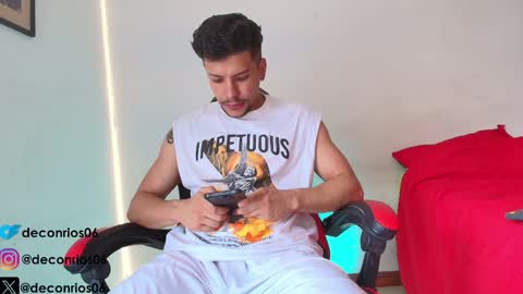 Santiago online show from March 2026 07:04:02 PM