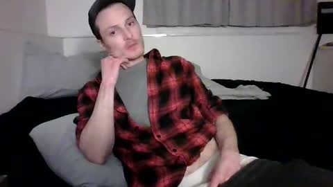 Dee4dayz online show from March 2026 01:42:01 AM