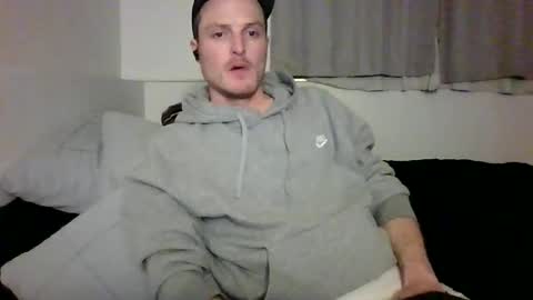 Dee4dayz online show from April 2026 01:36:01 AM