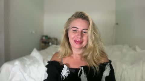 deean12 online show from February 2026 08:01:02 PM