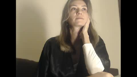 Deelightfull online show from January 2025 05:28:01 PM