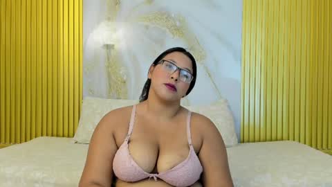 deepandcurvy online show from July 2026 12:22:02 PM
