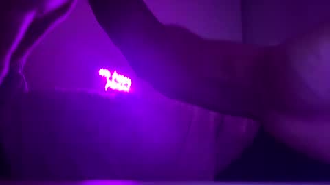deepassionfruit online show from October 2025 04:13:01 AM