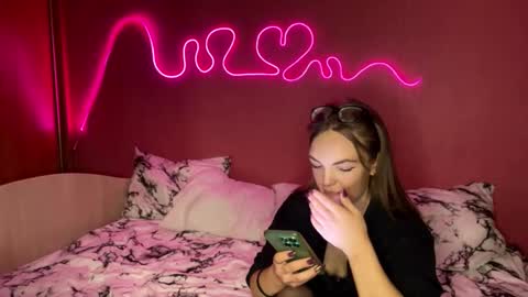 deeplookscouple online show from October 2025 01:41:02 PM