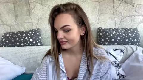 deeplookscouple online show from October 2025 05:16:02 AM