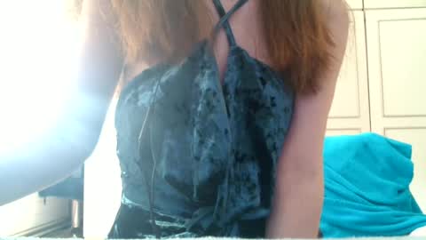 Snapshot of deessedivine chatting on July 2026 12:33:01 PM KamiDevi online show from July 2026 12:33:01 PM