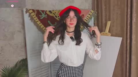 Amy online show from November 2025 08:45:01 PM