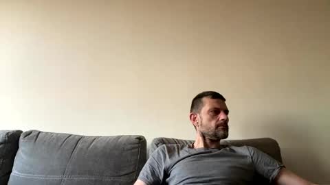 Defloy online show from December 2024 01:28:01 PM