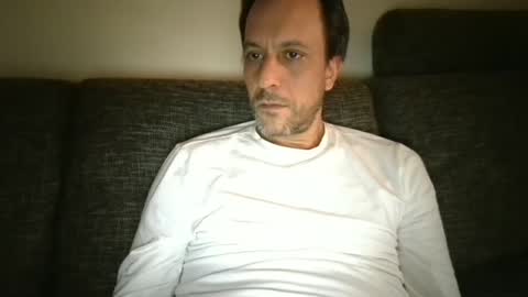 Snapshot of degrandis chatting on February 2025 04:20:02 PM Luka Magic online show from February 2025 04:20:02 PM