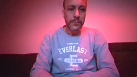 Snapshot of degrandis chatting on November 2025 07:01:02 PM Luka Magic online show from November 2025 07:01:02 PM