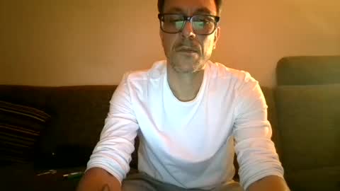Snapshot of degrandis chatting on June 2026 08:59:02 PM Luka Magic online show from June 2026 08:59:02 PM