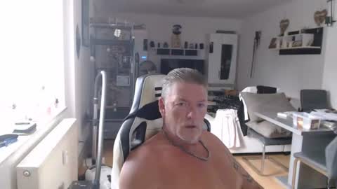 Snapshot of deinprinz2312 chatting on July 2026 06:29:01 AM deinprinz2312 online show from July 2026 06:29:01 AM