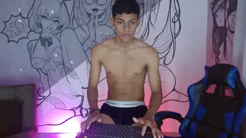 Snapshot of deivid_bigcock1 chatting on November 2025 01:11:01 AM Deivid online show from November 2025 01:11:01 AM