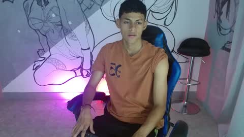 Snapshot of deivid_bigcock1 chatting on November 2025 12:21:02 AM Deivid online show from November 2025 12:21:02 AM