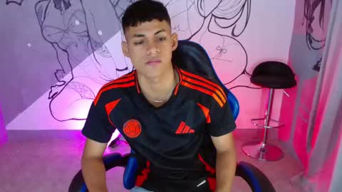 Snapshot of deivid_bigcock1 chatting on December 2025 12:17:02 AM Deivid online show from December 2025 12:17:02 AM