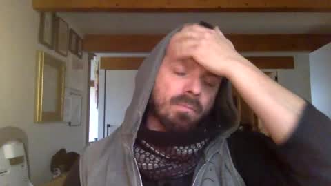 Hermes online show from February 2025 09:42:01 AM