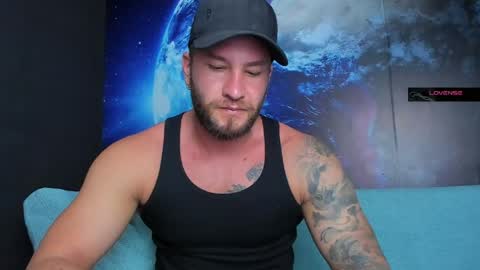 Snapshot of delessandro_world chatting on May 2026 11:22:02 PM Delessandro online show from May 2026 11:22:02 PM