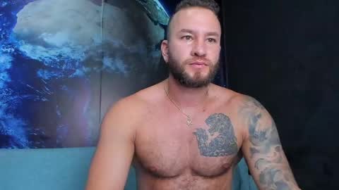 Snapshot of delessandro_world chatting on May 2026 11:56:01 PM Delessandro online show from May 2026 11:56:01 PM