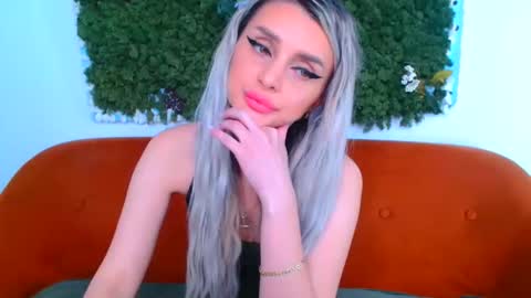 deliciaalove online show from April 2026 06:55:01 PM