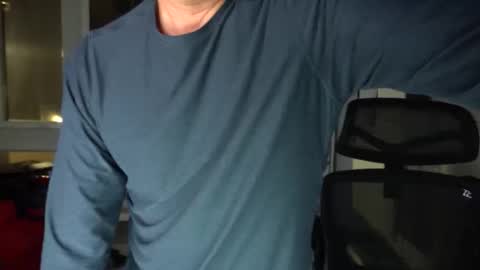 delicioso4u online show from December 2025 06:55:02 AM