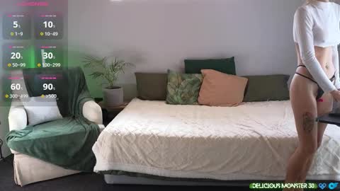 Snapshot of deliciousmonster30 chatting on December 2025 06:12:02 AM Kitty online show from December 2025 06:12:02 AM