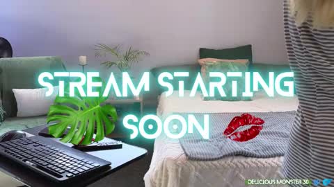 Snapshot of deliciousmonster30 chatting on January 2026 06:52:02 AM Kitty online show from January 2026 06:52:02 AM