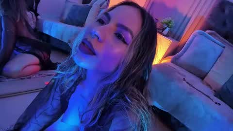 della online show from November 2025 09:08:01 PM