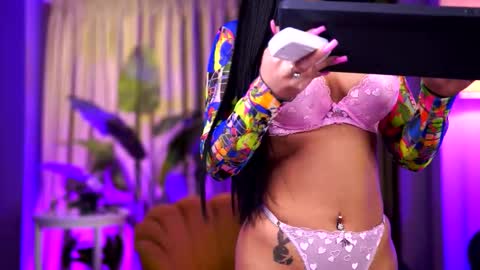 Delilah online show from March 2026 08:23:02 PM