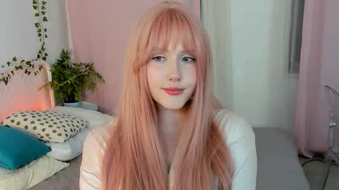 Delilah or Laila online show from September 2025 07:36:01 PM