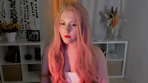 Snapshot of delilahtaylor chatting on April 2026 11:13:01 PM Delilah or Laila online show from April 2026 11:13:01 PM