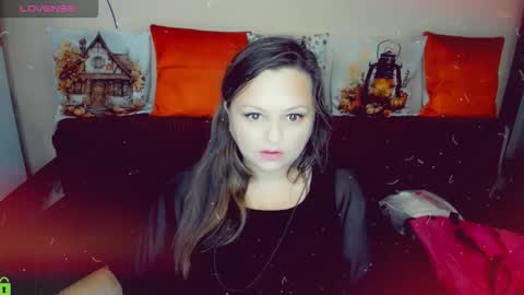 Snapshot of delinnia chatting on November 2025 08:02:01 PM Margo online show from November 2025 08:02:01 PM