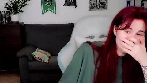 dellacrush_ online show from February 2026 07:32:02 PM