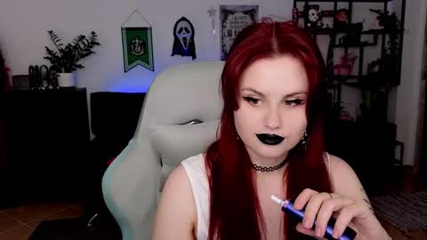 dellacrush_ online show from February 2026 06:39:02 PM