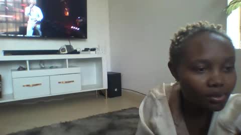 dellarine517299 online show from February 2026 09:46:01 AM