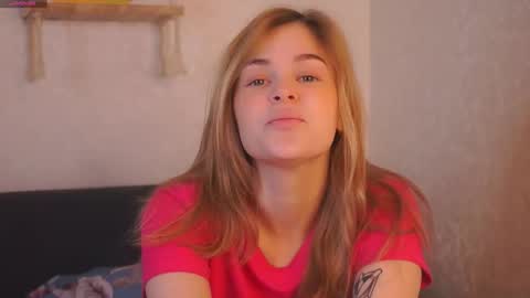 Emily online show from October 2025 07:08:01 AM