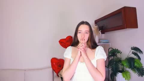 Emilia online show from March 2026 06:58:02 PM