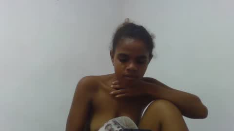 Snapshot of delphineee chatting on March 2026 06:54:02 AM delphine online show from March 2026 06:54:02 AM