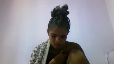 Snapshot of delphineee chatting on March 2026 07:02:01 AM delphine online show from March 2026 07:02:01 AM