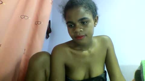 Snapshot of delphineee chatting on March 2026 04:12:02 AM delphine online show from March 2026 04:12:02 AM