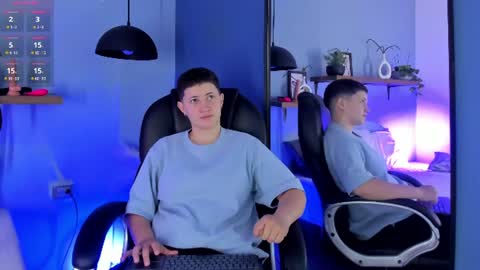 Snapshot of deluca_vega chatting on July 2026 12:13:01 PM Deluca Vega online show from July 2026 12:13:01 PM