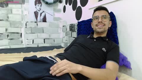 Snapshot of demian_val_4 chatting on December 2024 04:57:01 PM demian_val_4 online show from December 2024 04:57:01 PM